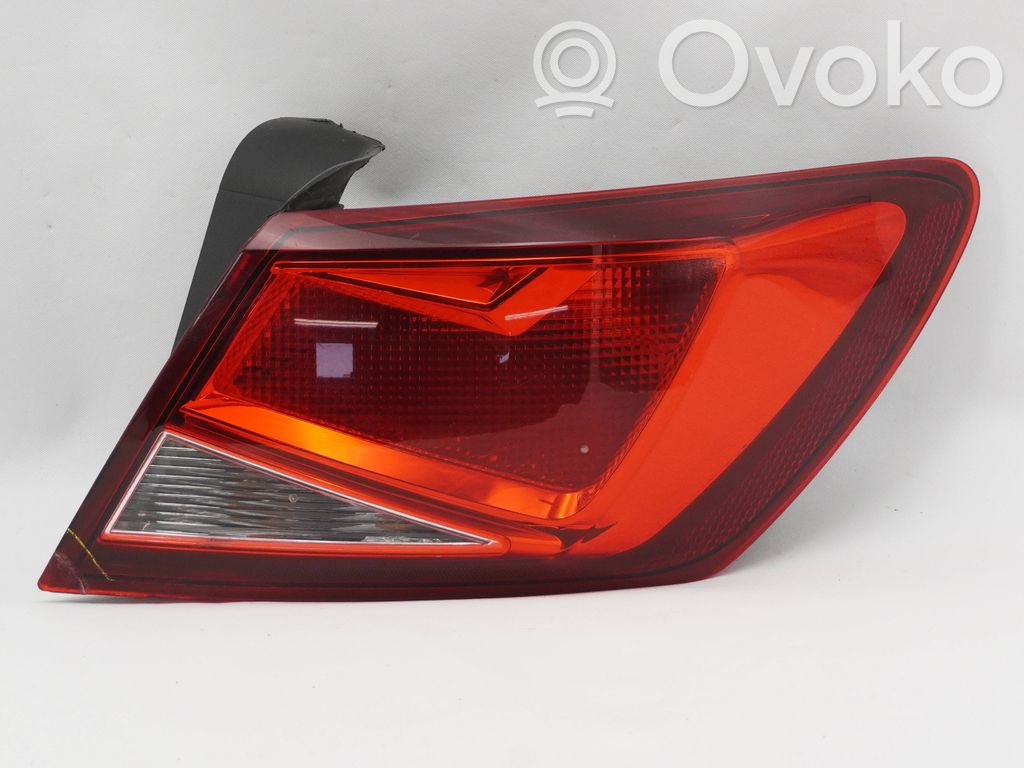 Seat Leon (5F) Aizmugurējais lukturis virsbūvē 