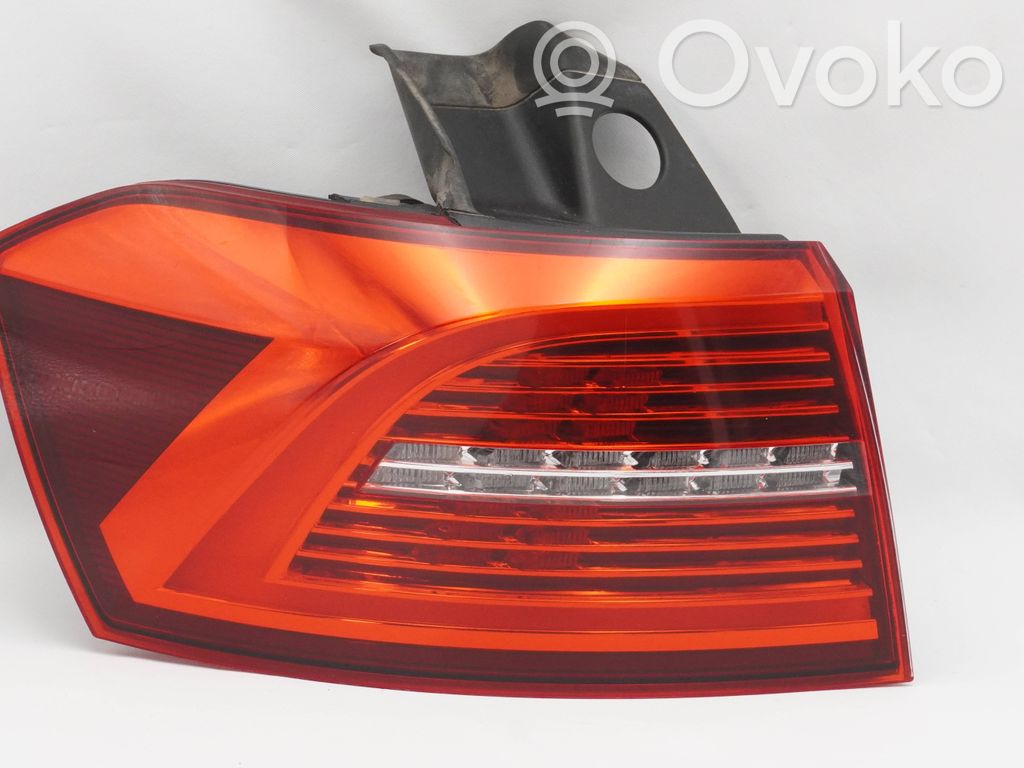 Volkswagen PASSAT B8 Luci posteriori 