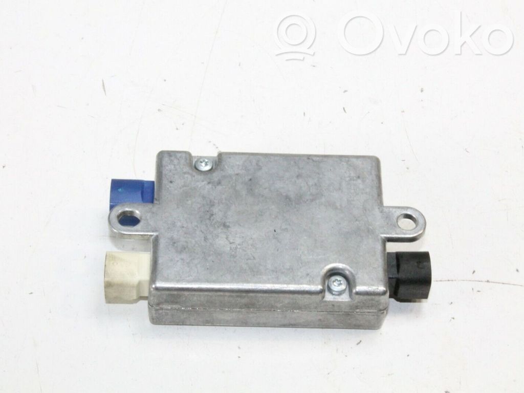 Antenas pastiprinātājs   9123739