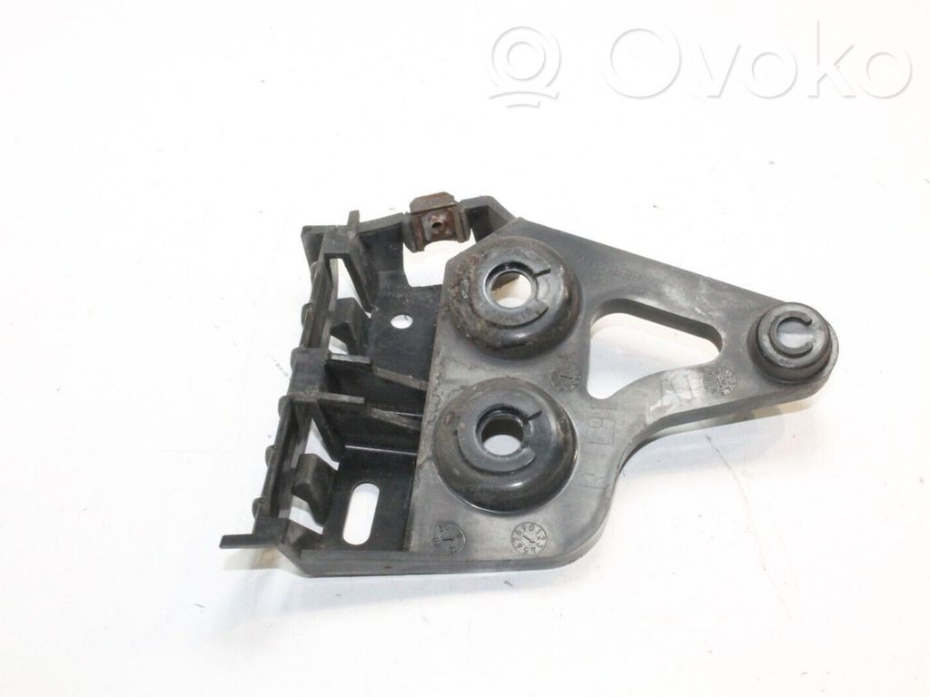 Rear bumper mounting bracket   7127718