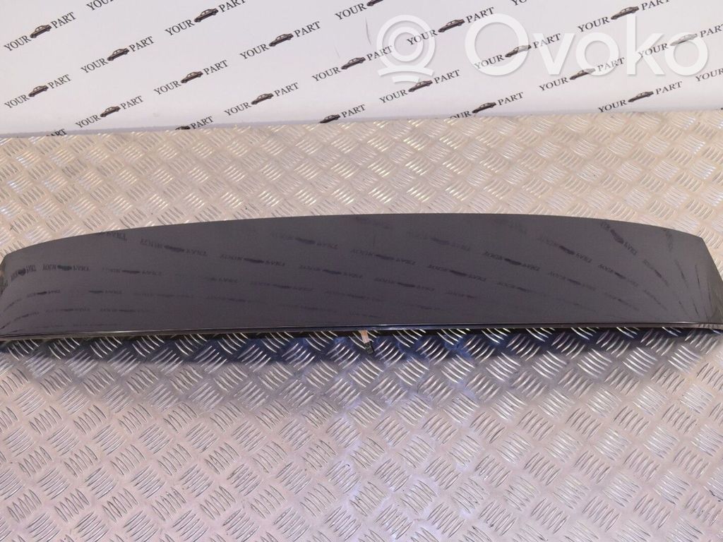 Tailgate/trunk spoiler   7127054