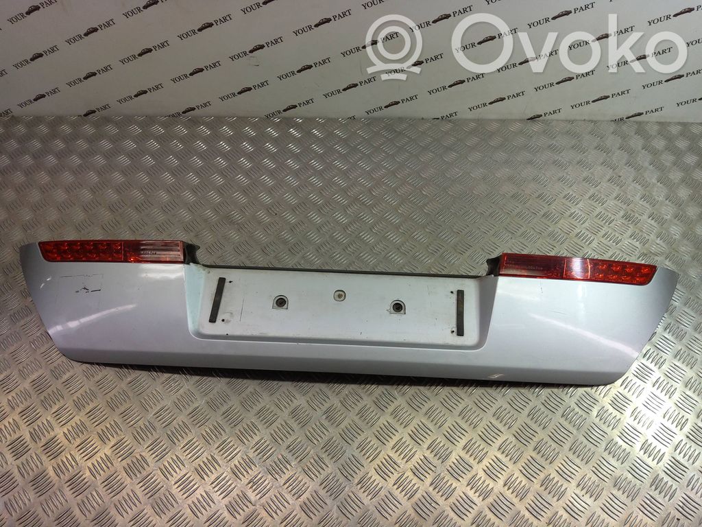 BMW 7 E65 E66 Tailgate trim 