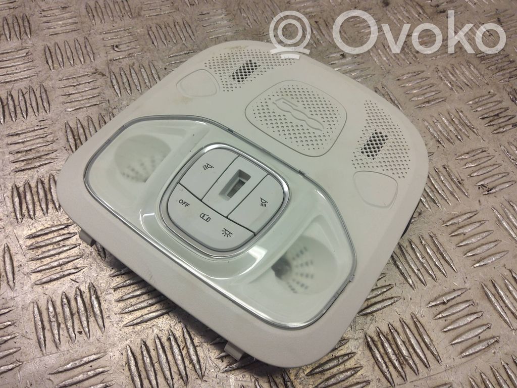 Fiat 500X Front seat light 