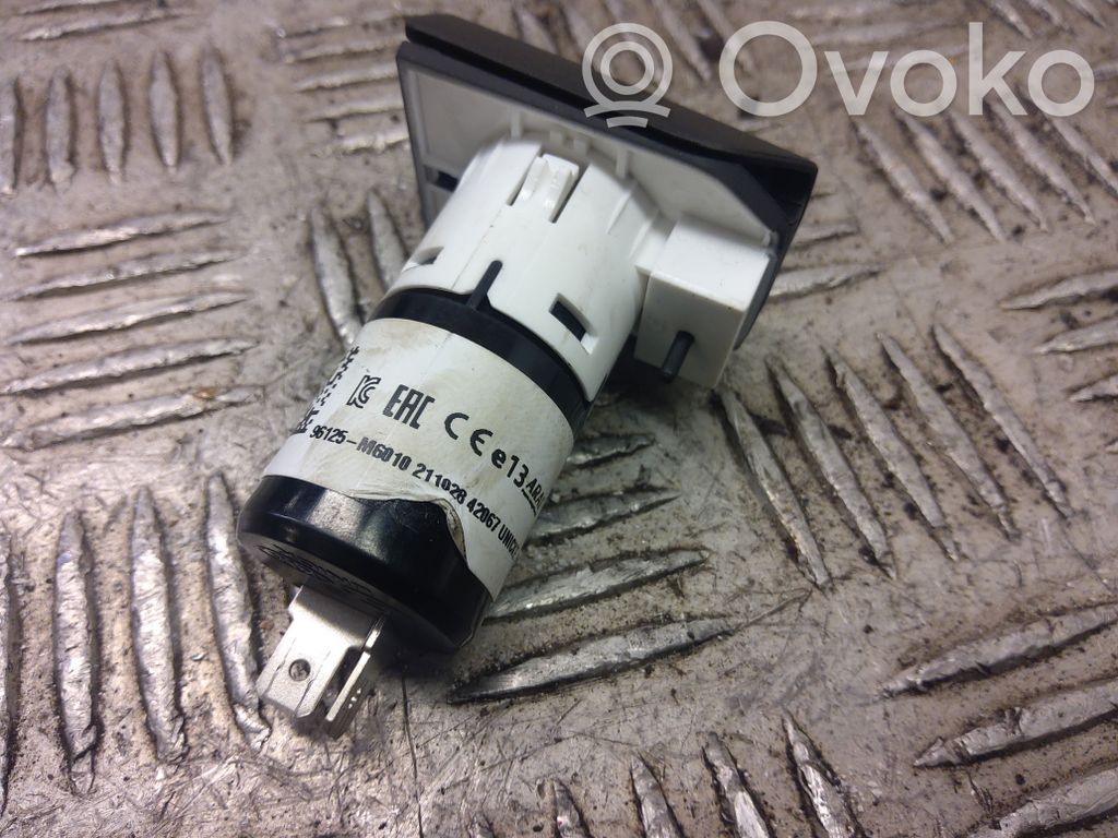 KIA Niro Enchufe conector USB 