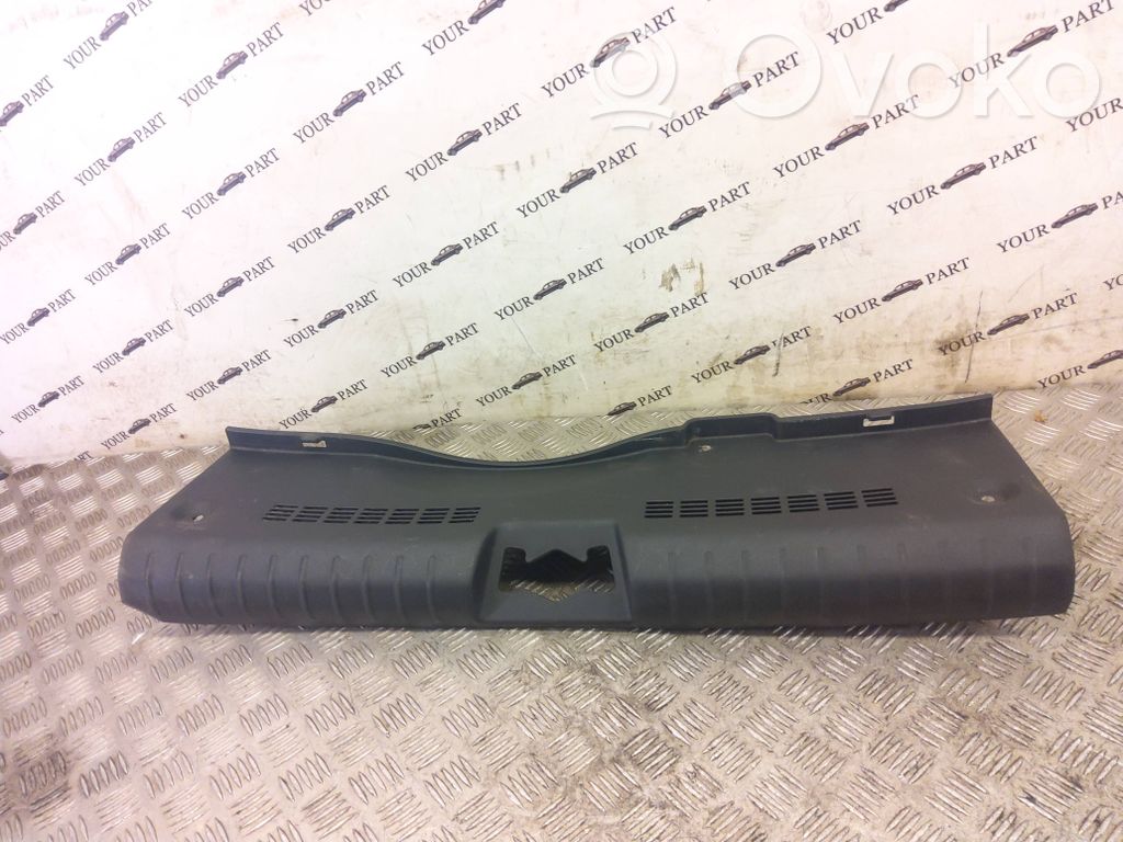 KIA Stonic Trunk/boot sill cover protection 