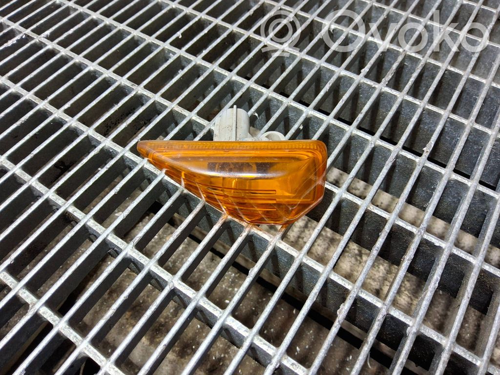 Ford Ranger Front fender indicator light 