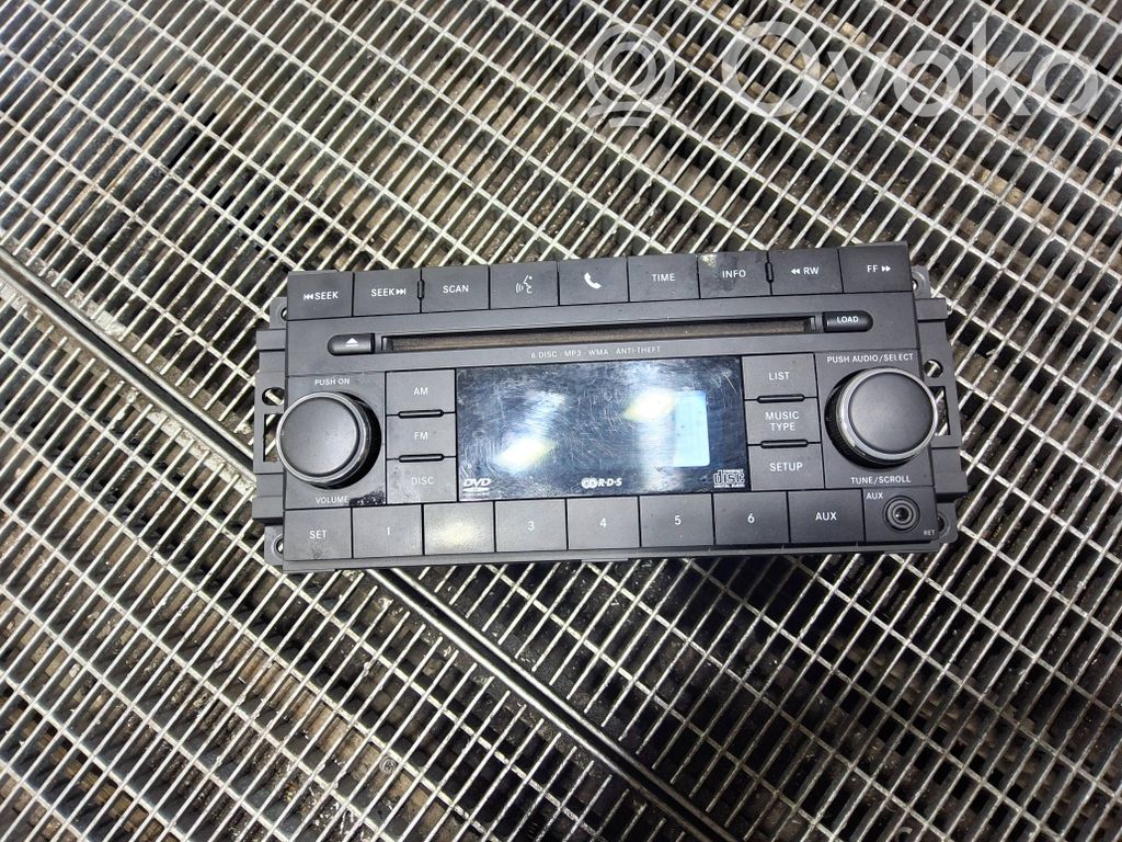 Panel / Radioodtwarzacz CD/DVD/GPS   05064953AE,05979Z02A,TT1A3560M2453