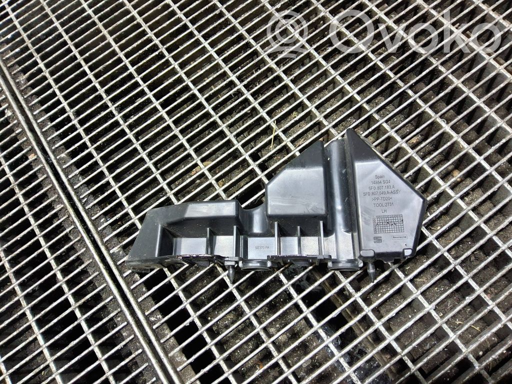 Seat Leon (5F) Front bumper mounting bracket 