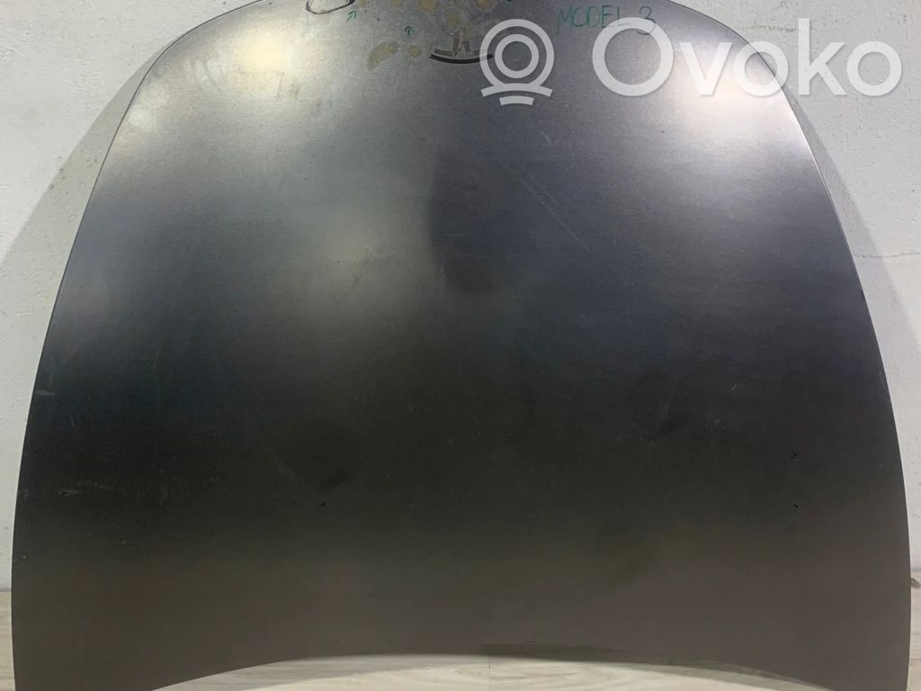 Couvercle, capot moteur