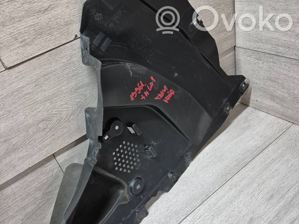 BMW XM Nadkole przednie 