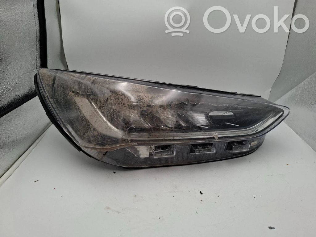 Ford Focus Headlight/headlamp 