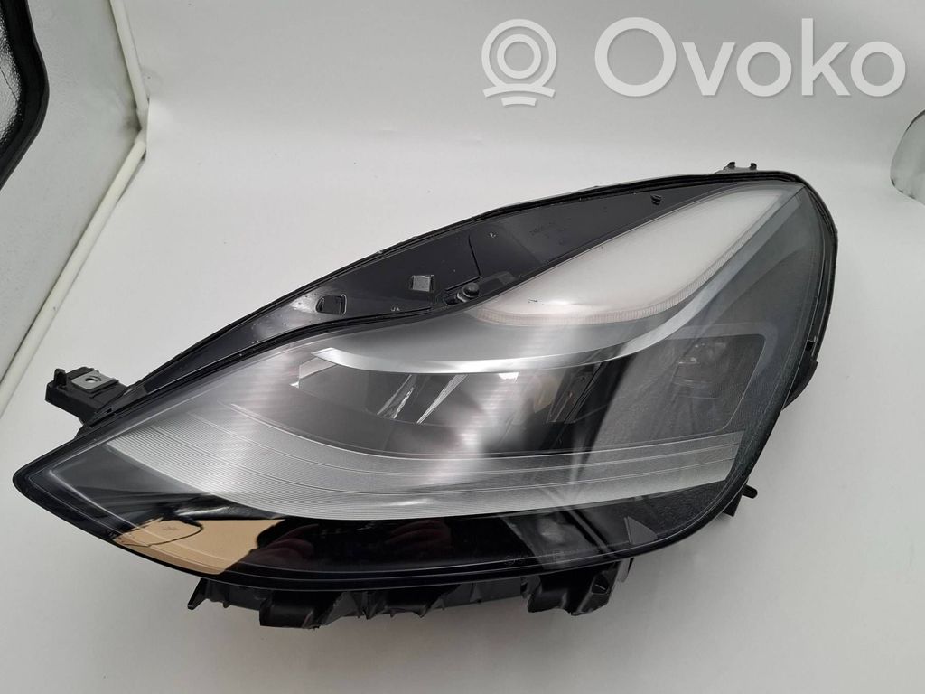 Tesla Model Y Headlight/headlamp 