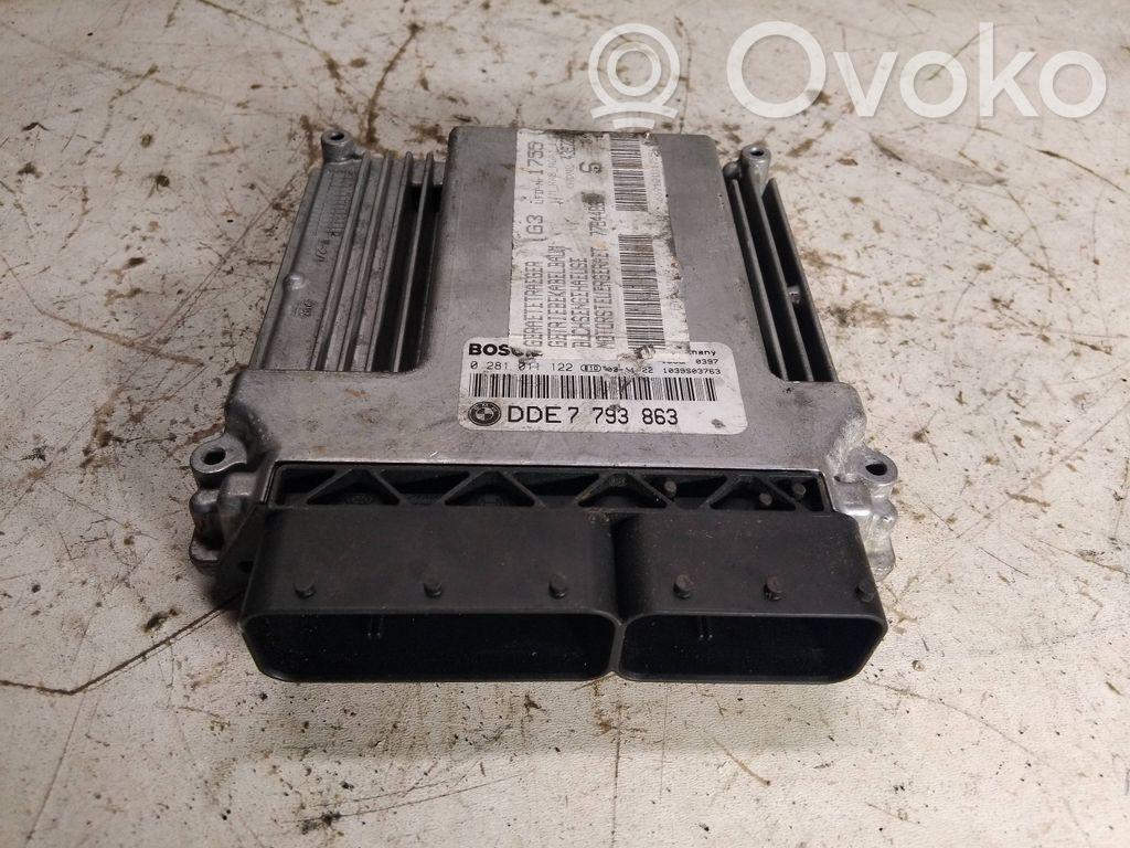 Unidad de control/módulo del motor   7793863,1039S03763,0281011122