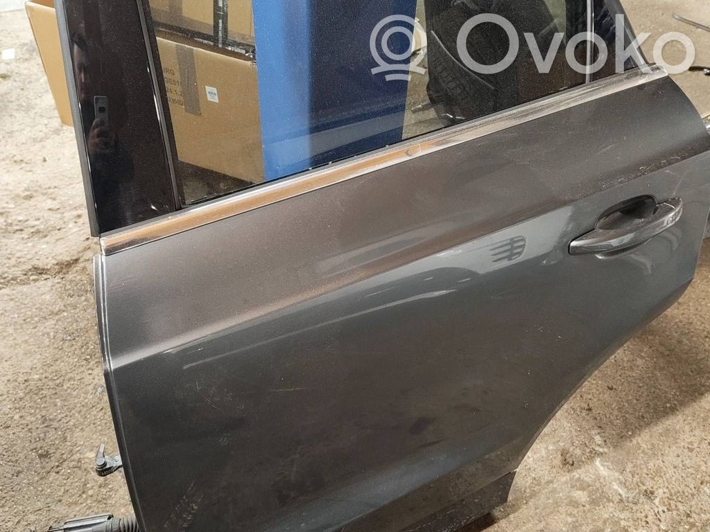 Audi Q3 8U Puerta trasera 