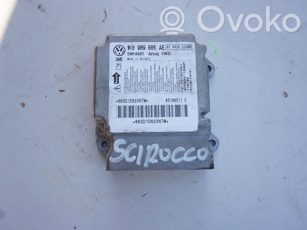 Volkswagen Scirocco Airbag control unit/module 