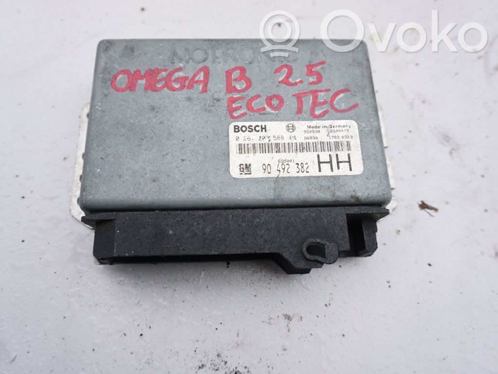 Opel Omega B2 Engine control unit/module 