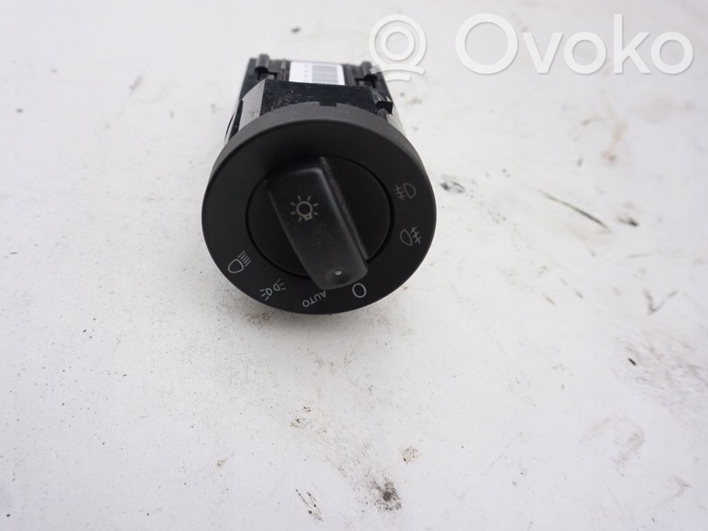 Seat Exeo (3R) Light switch 