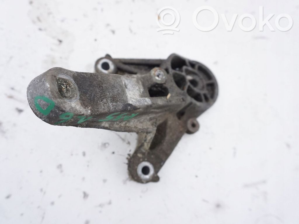 Mini One - Cooper Clubman R55 Engine mount bracket 