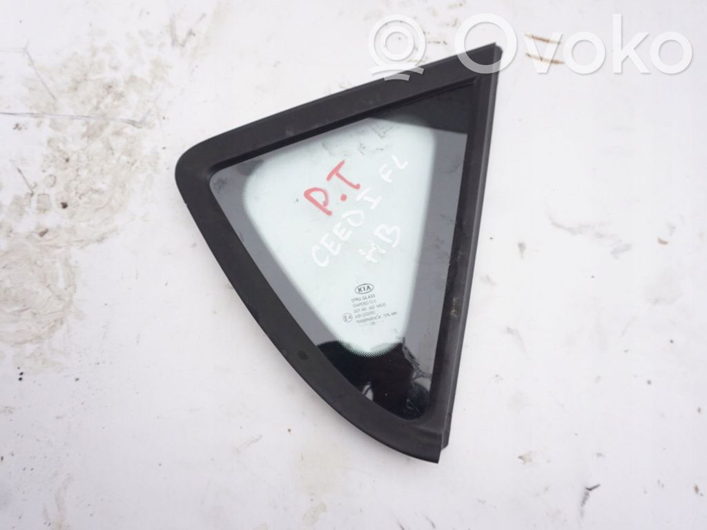 KIA Ceed Rear side window 