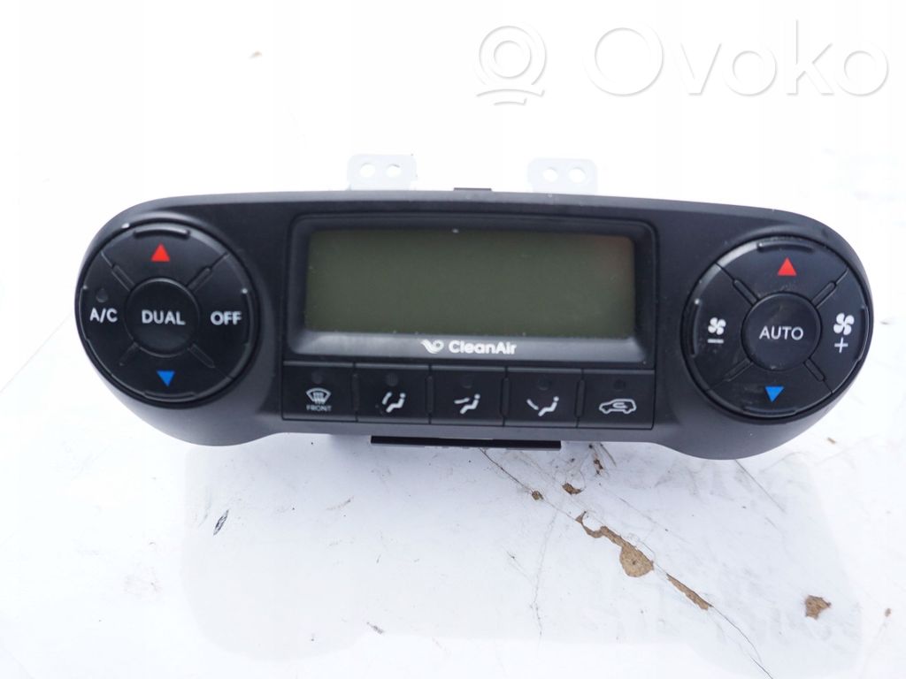 Climate control unit   2Y600
