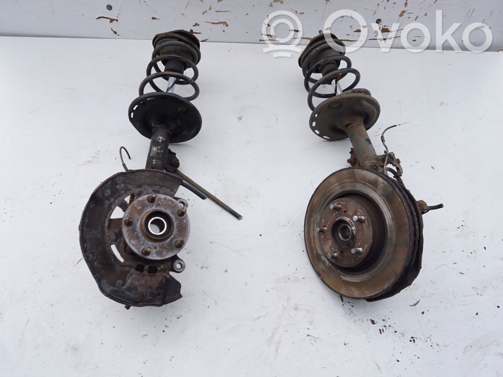 Renault Megane III Achsschenkel vorne 