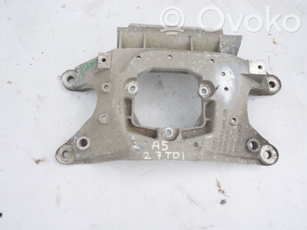 Audi A4 S4 B8 8K Gearbox mounting bracket 