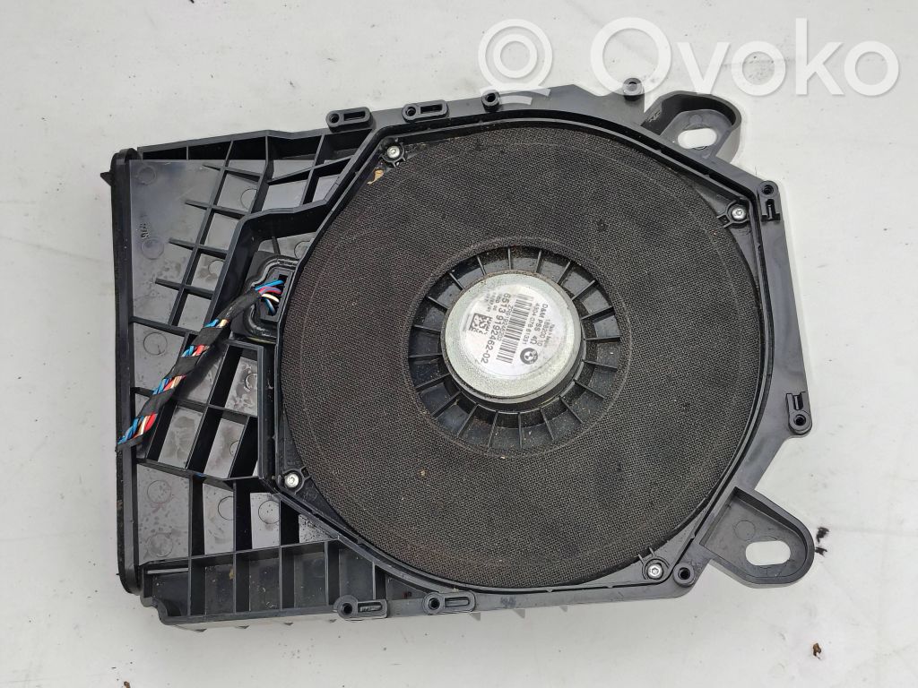BMW 1 E81 E87 Subwoofer 