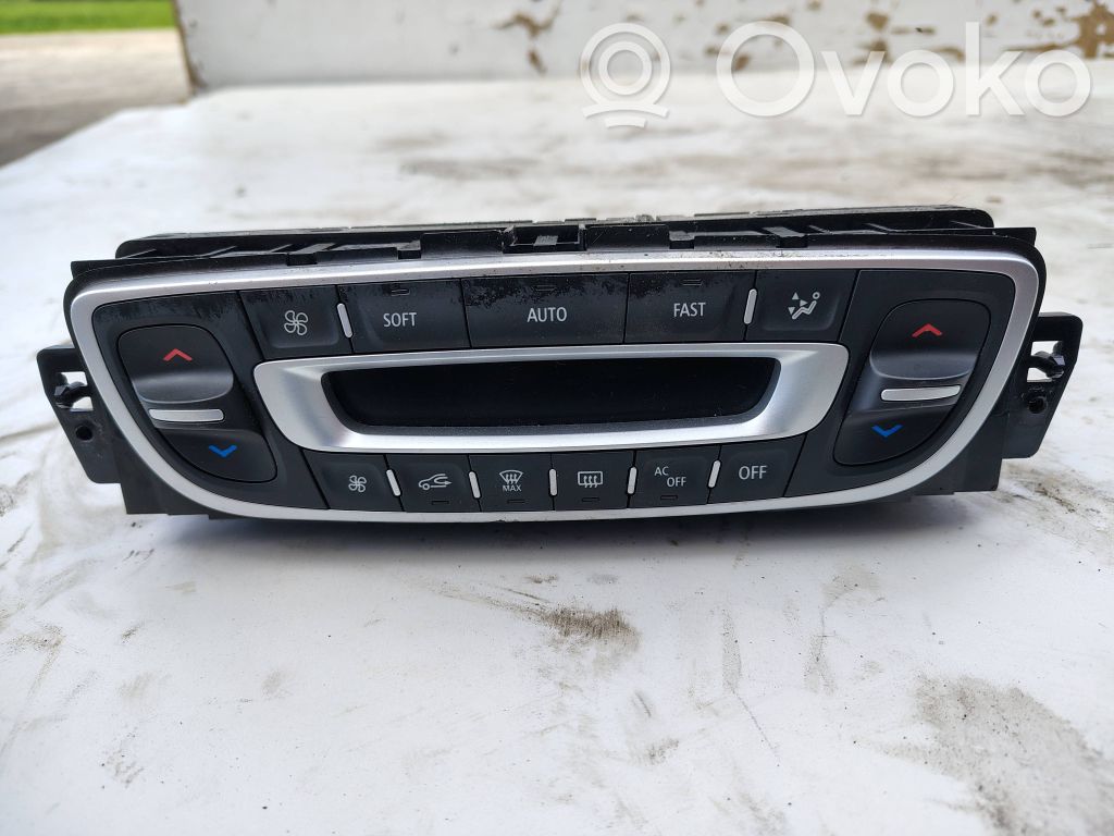 Renault Fluence Climate control unit 