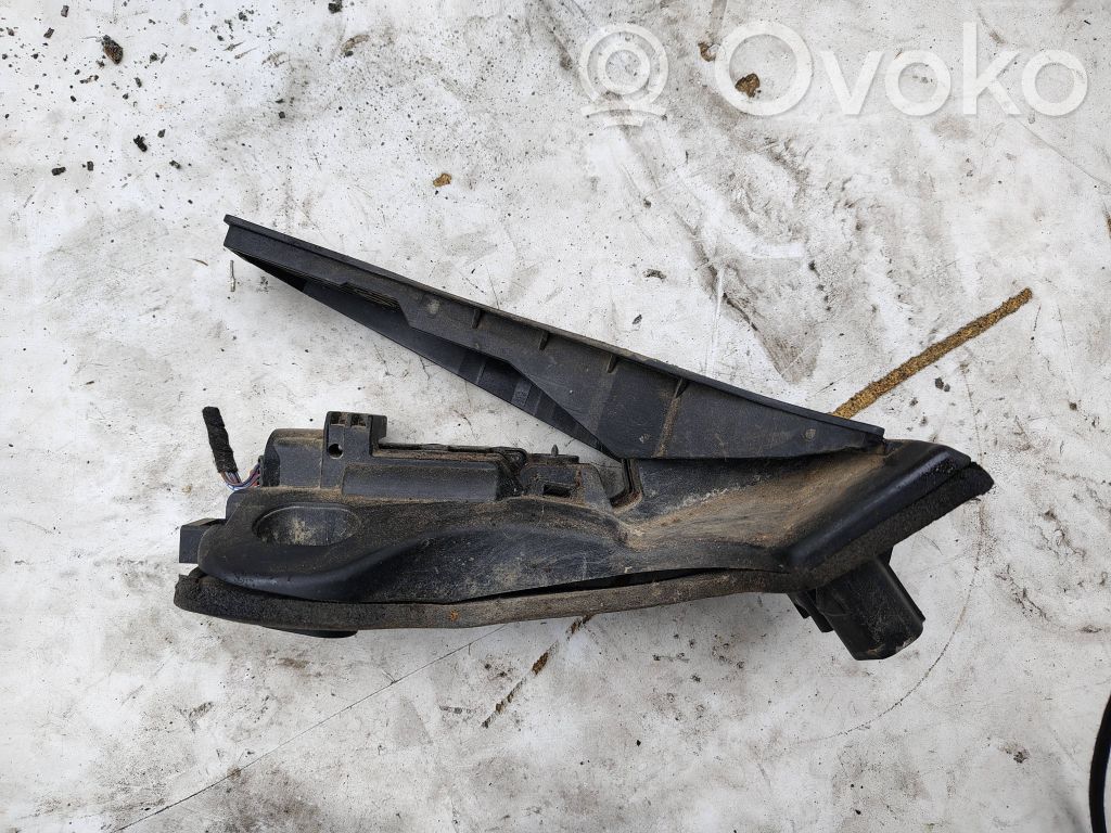 Volkswagen Caddy Gaspedal 