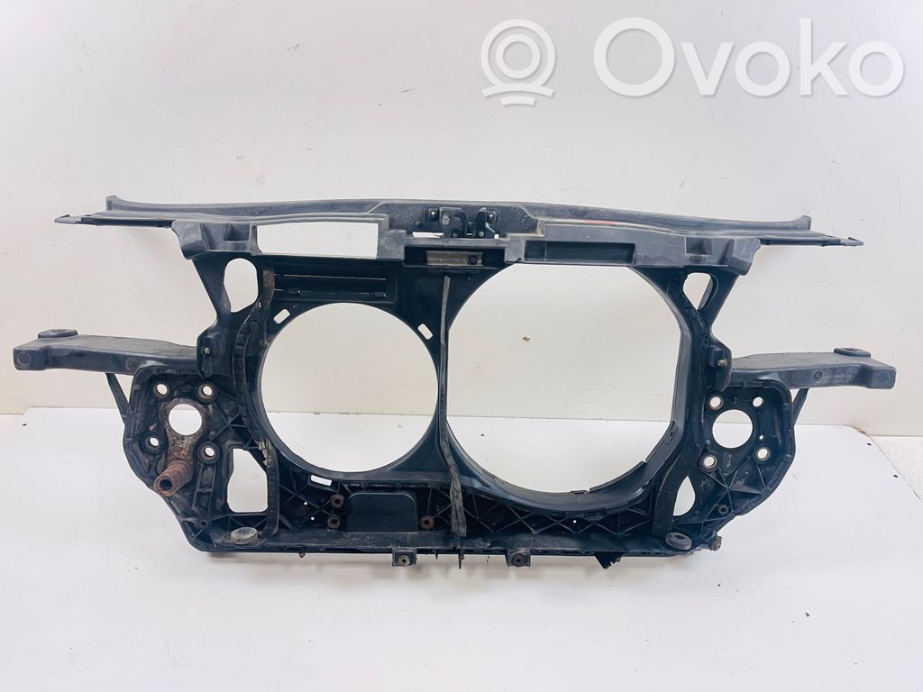 Audi A6 S6 C5 4B Radiatoru panelis 