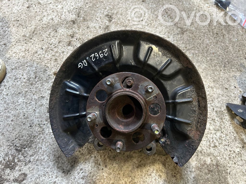 Cubo de rueda trasera   52701G4BA0
