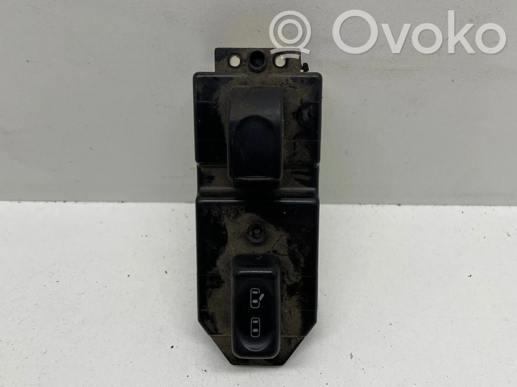 Opel Frontera B Electric window control switch 