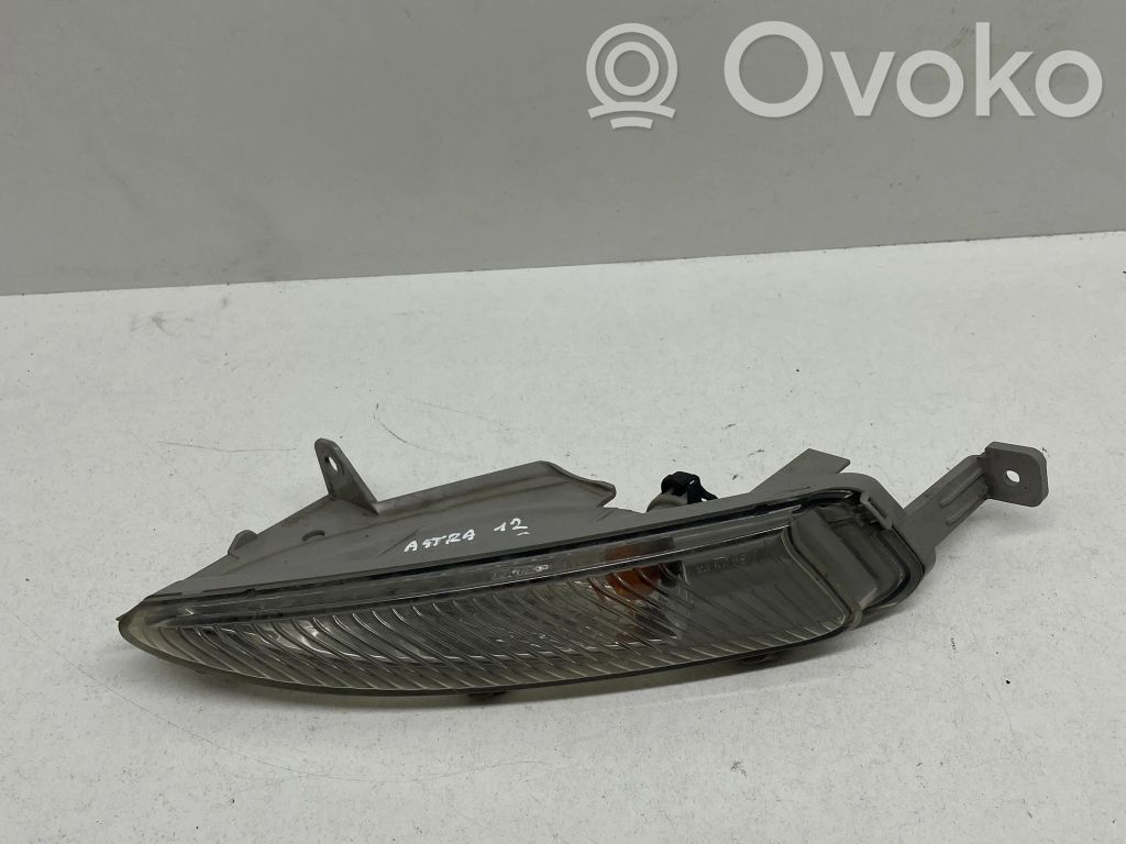 Opel Astra J Front indicator light 