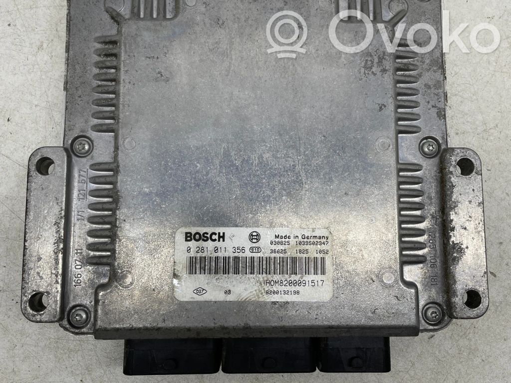 Opel Vivaro Engine control unit/module 