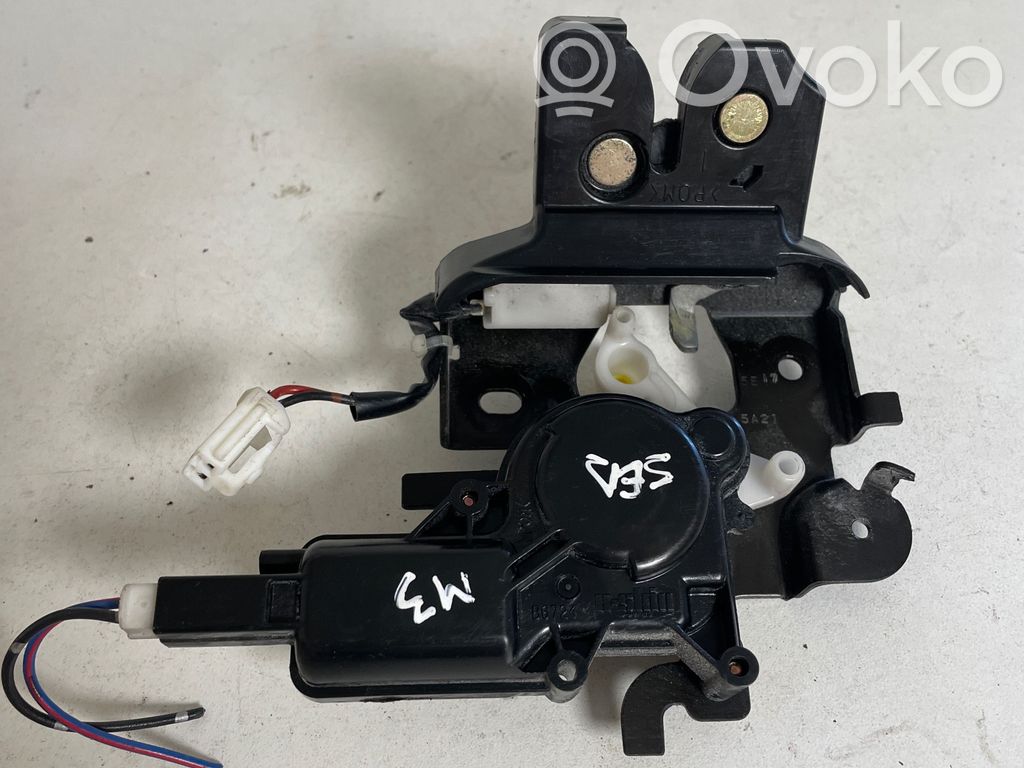 Mazda 3 I Tailgate/trunk/boot lock/catch/latch 