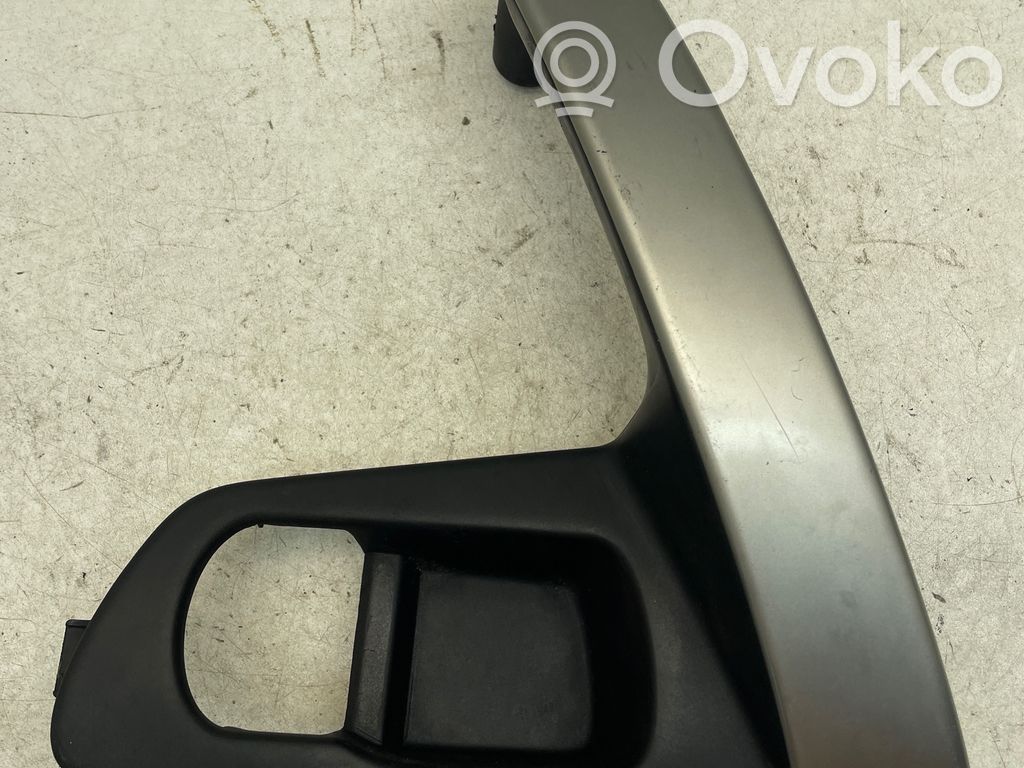 Nissan Qashqai+2 Priekinė atidarymo rankenėlė vidinė 