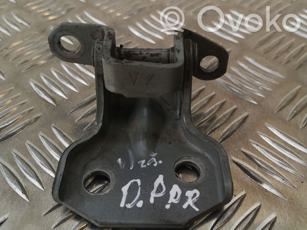 Front door upper hinge   17U,NFA,ZA