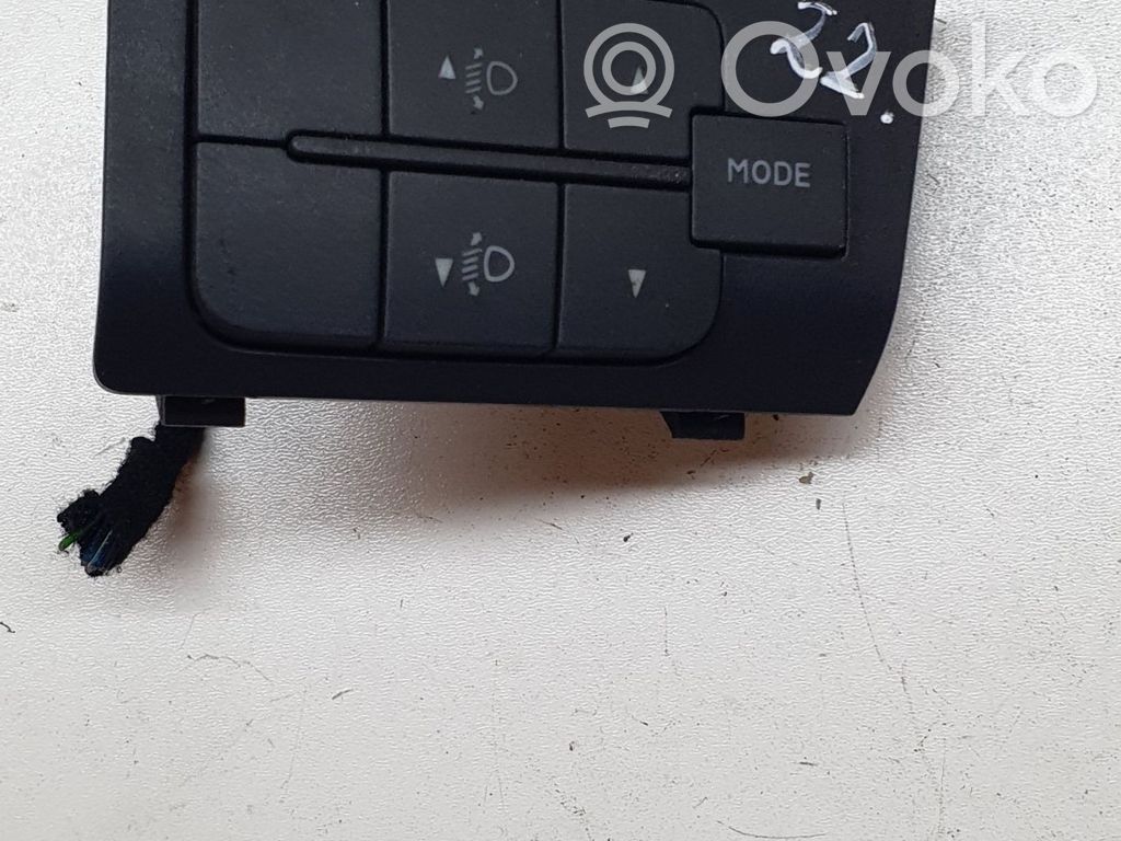 Peugeot Boxer Headlight level height control switch 