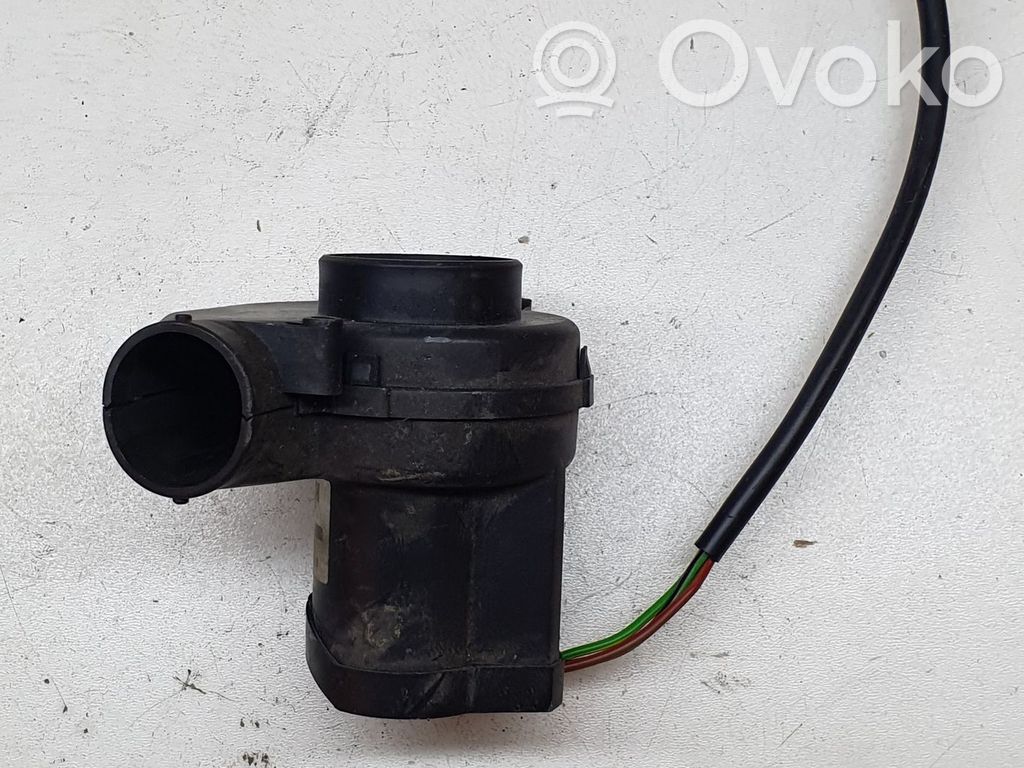BMW 5 E39 Engine control unit/module fan 