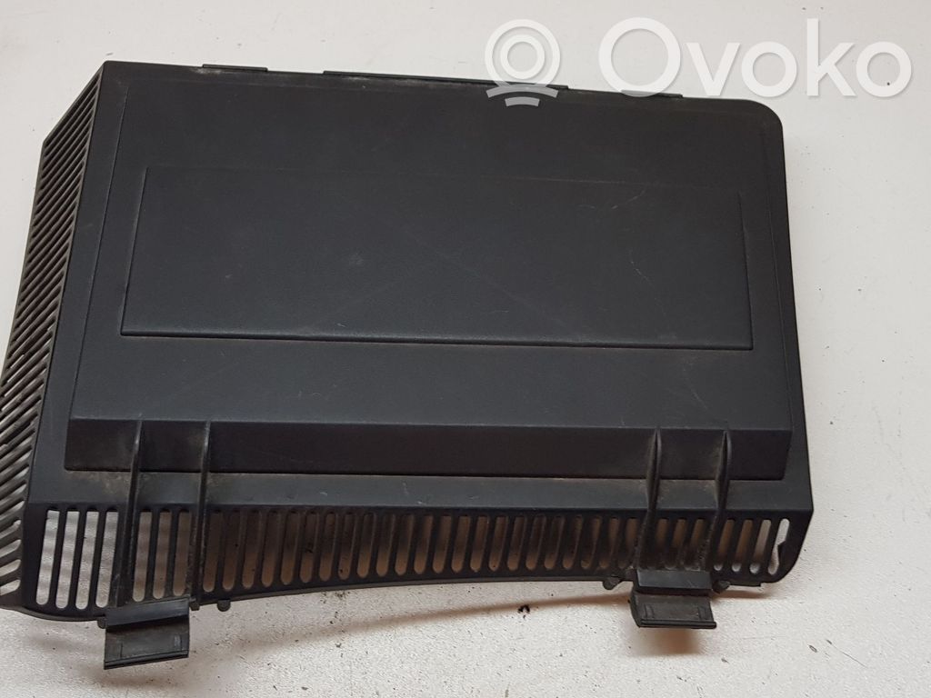BMW 5 E39 Air filter box cover 