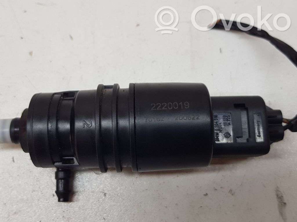 BMW 5 E39 Windscreen/windshield washer pump 