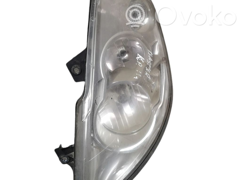 Renault Master III Headlight/headlamp 