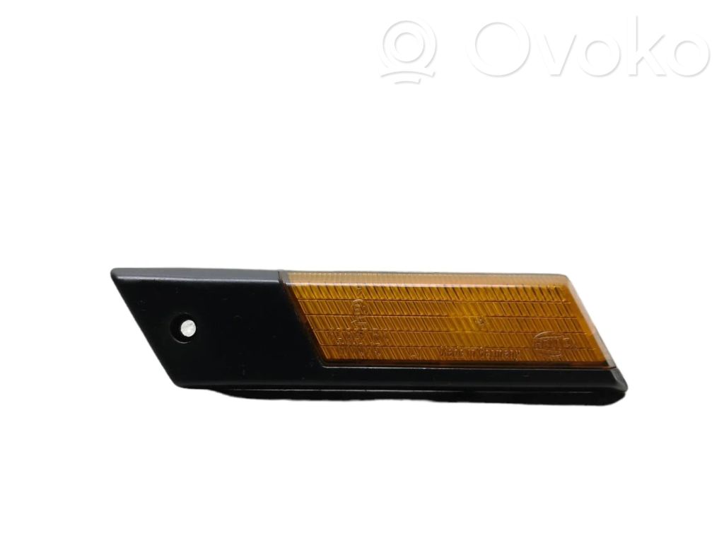 BMW 3 E30 Front fender indicator light 