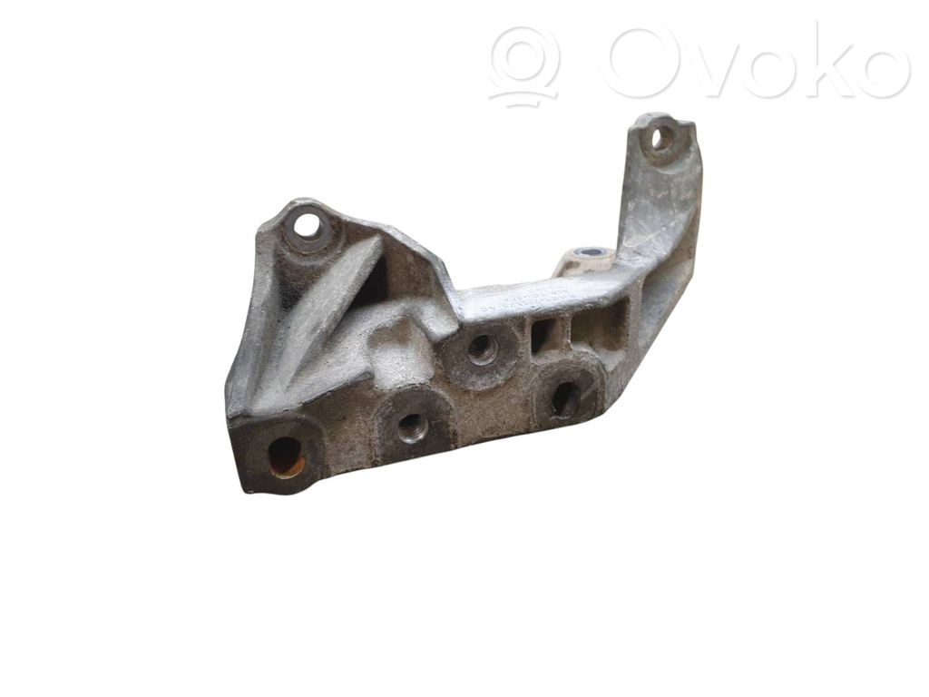 Ford Transit Custom Gearbox mounting bracket 