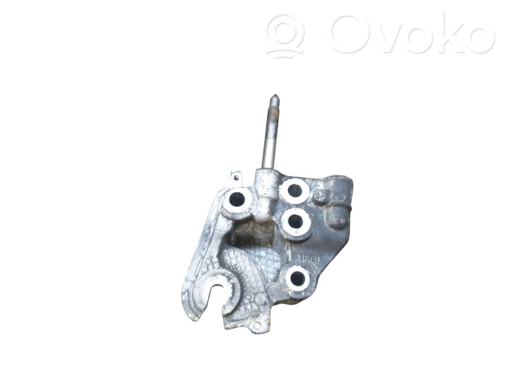 Citroen C-Crosser Engine mounting bracket 