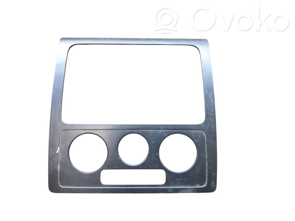 Volkswagen Caddy Ramă centrală panou bord 