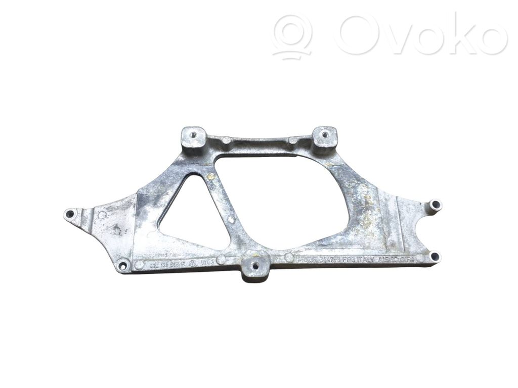 Volkswagen Crafter Uchwyt / Mocowanie chłodnicy spalin EGR 