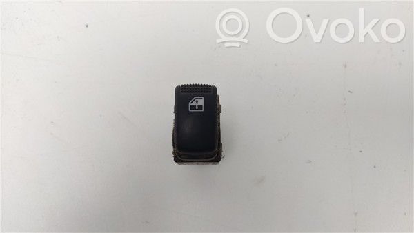 KIA Sorento Electric window control switch 