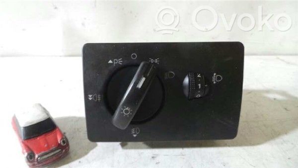Interruptor de luz   4M5T13A024LA