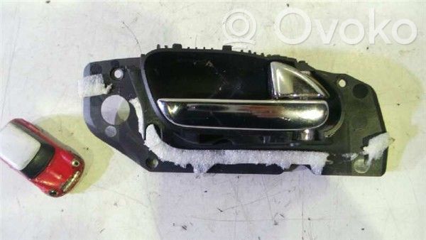 Peugeot 607 Manecilla interna puerta delantera 
